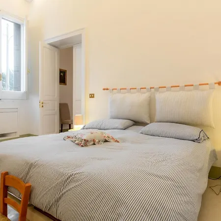 Bed & Breakfast Villa Giulio Dimora Storica *